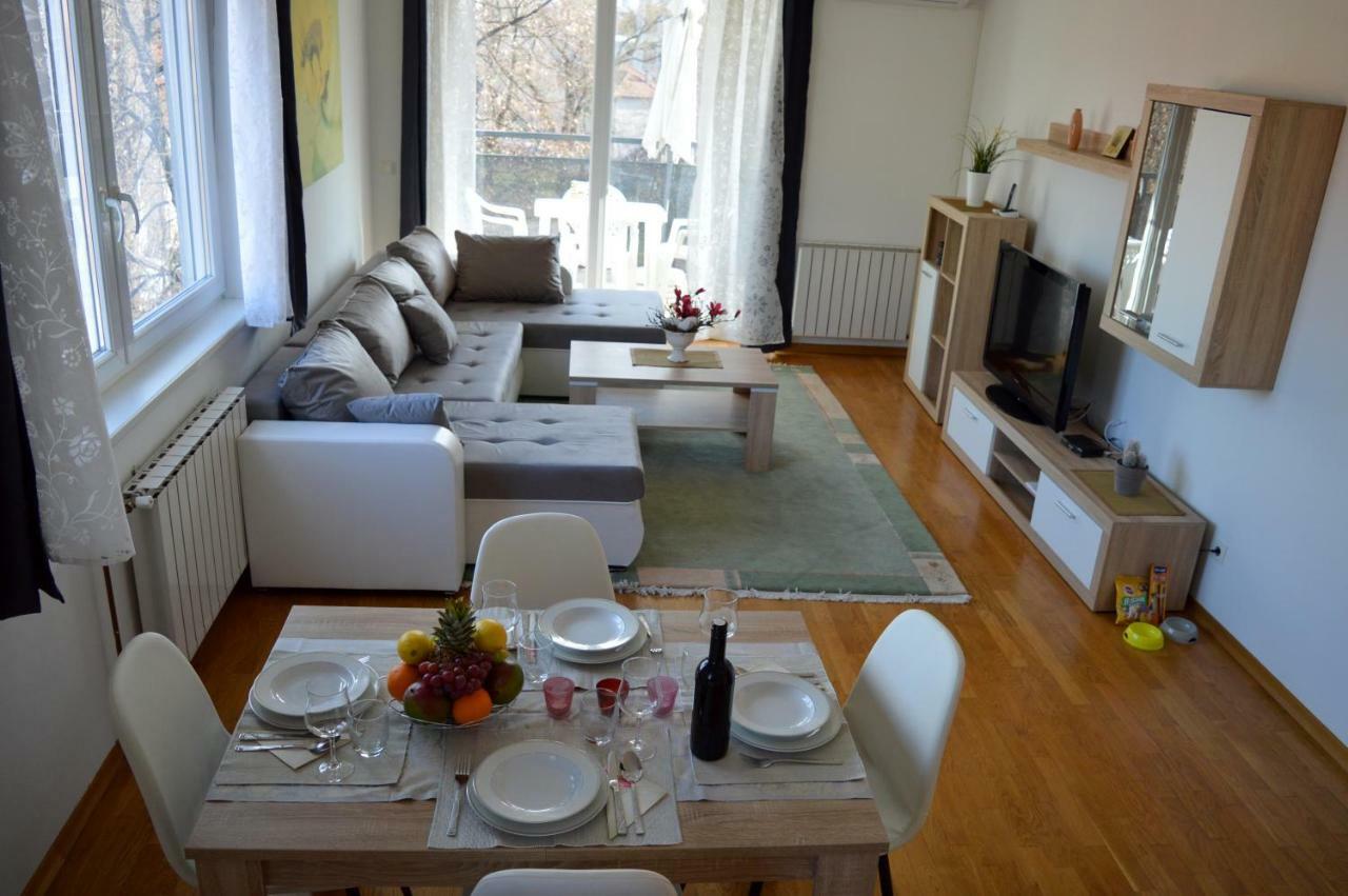 Apartment Marlena Zagabria Esterno foto