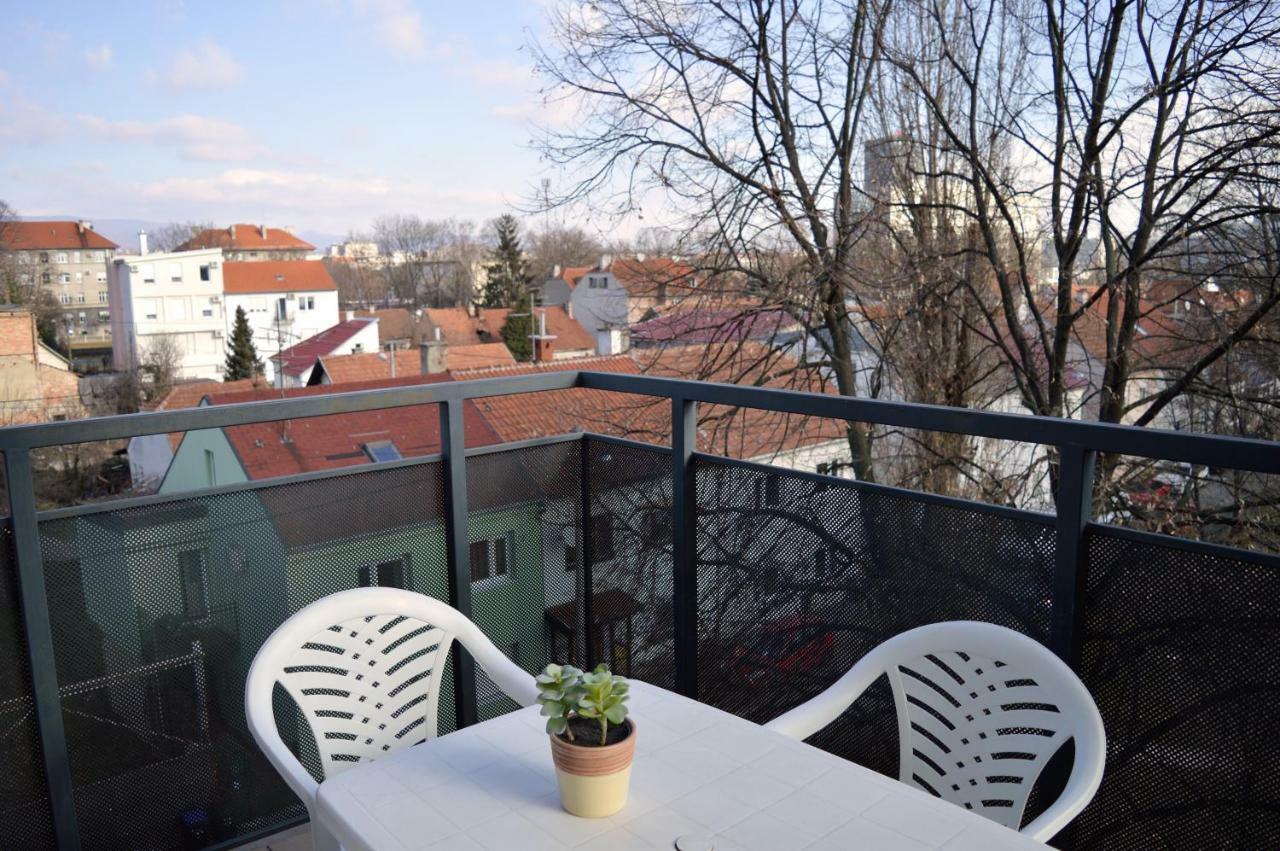 Apartment Marlena Zagabria Esterno foto